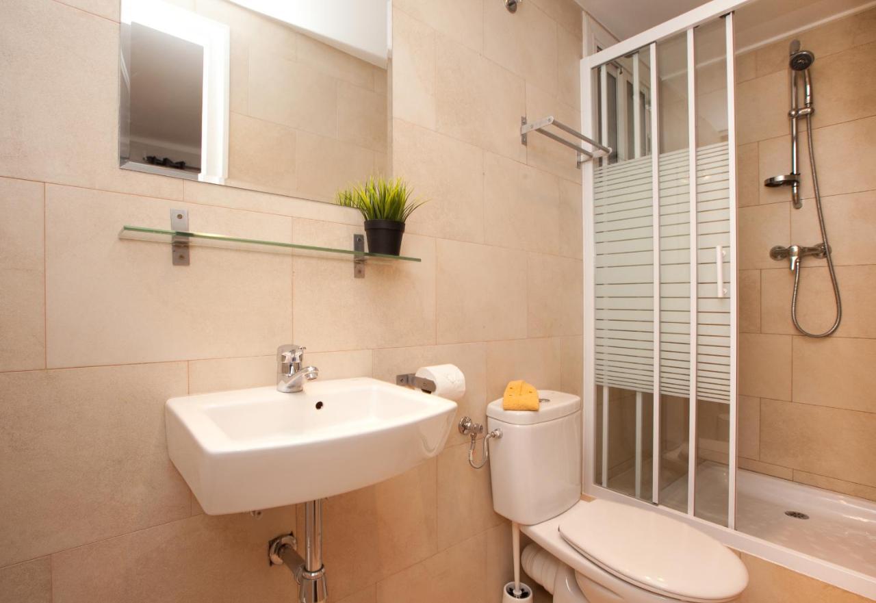 Enjoy Apartments Vp Camp Nou Barcelona Luaran gambar